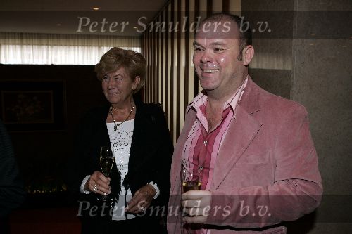 Amsterdam 13 maart 2005
Modeshow Paul Schulten in Okura. 
Paul de Leeuw met moeder
Peter Smulders bv
