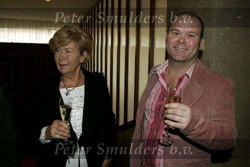Amsterdam 13 maart 2005
Modeshow Paul Schulten in Okura. 
Paul de Leeuw met moeder
Peter Smulders bv