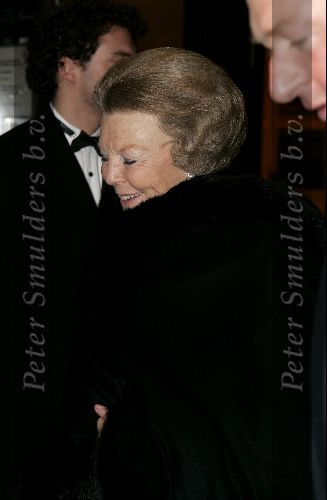 Den Haag 24 november 2004
Feest Prins Friso en Mabel Wisse Smit in danstheater.
Koningin Beatrix