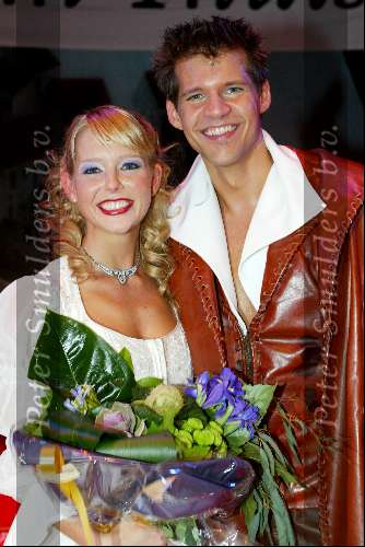 Tilburg 13 oktober 2003
Premiere kunt u mij de weg naar hamelen vertellen...
Chantal Janzen en Rene v Kooten