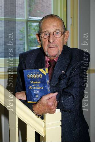 Diemen 15 oktober 2003
Presentatie dvd van dagboek van een herdershond
Joop Doderer