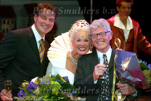 Tilburg 13 oktober 2003
Premiere kunt u mij de weg naar hamelen vertellen...
Loeki Knol  Joop stokkermans en Albert Verlinde