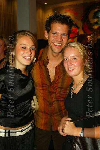 Tilburg 13 oktober 2003
Premiere kunt u mij de weg naar hamelen vertellen...
Rene v Kooten met dochter Aad Ouborg