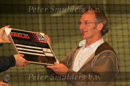 Someren, 22 Oktober 2005 
Fanclub meeting van formule 1 coureur Christijan Albers 
Jeroen van Inkel werd het eerste Ere-lid van de Christijan Albers fanclub
© Foto Bart Bel