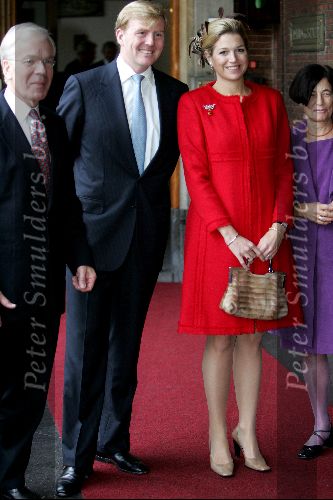 Den Haag 20 oktober 2004
Prinses Maxima bij Raad v State. Maxima en Prins Willem Alexander en Tjeenk Willink