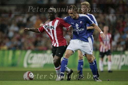 Eindhoven, 10 September 2005 
Competitie wedstrijd PSV-FC Utrecht 
Eindstand 1-0
Kone wordt aan het shirt getrokken en bijna uitgekleed door Sander Keller