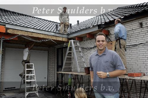 Fijnaart 23 augustus 2005
Frans Bauer verbouwing huis
Peter Smulders bv