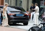 Nieuwegein 27 juni 2026
Andre Hazes en zijn vriendin Noa Braaf komen aan bij Wills voor de trouwerij van haar vader Denny Braaf . Ook de camera van hun real lif soap is aanwezig 