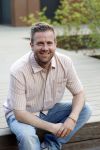 Hoenderloo 7 mei 2026
Perspresentatie cast musical We zijn toch familie -. De cast bestaat uit : Paul de Leeuw, Annick Boer, Bart van Veldhoven, Martijn Kardol en RenÃ©e de Gruijl