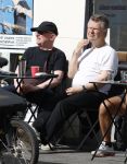 Amsterdam 29 mei 2026
Boris Dittrich en Jehoshua Rozenman op terras bij de coffee company 