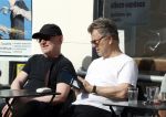 Amsterdam 29 mei 2026
Boris Dittrich en Jehoshua Rozenman op terras bij de coffee company 