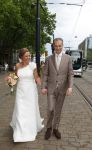 Rotterdam 27 juni 2026
Carola Schouten de burgemeester van Rotterdam, is vandaag getrouwd. Zij en Coert Kleijwegt gaven elkaar het jawoord op het gemeentehuis van Rotterdam. Sander de Kramer trouwde het stel.