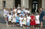 Rotterdam 27 juni 2026
Carola Schouten de burgemeester van Rotterdam, is vandaag getrouwd. Zij en Coert Kleijwegt gaven elkaar het jawoord op het gemeentehuis van Rotterdam. Sander de Kramer trouwde het stel.