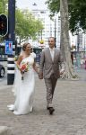 Rotterdam 27 juni 2026
Carola Schouten de burgemeester van Rotterdam, is vandaag getrouwd. Zij en Coert Kleijwegt gaven elkaar het jawoord op het gemeentehuis van Rotterdam. Sander de Kramer trouwde het stel.