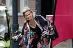 Amsterdam 20 mei 2026
Connie Witteman in haar CCCC karretje in Amsterdam zuid.