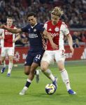 Amsterdam, 2 Mei 2026
Kompetitiewedstrijd AJAX-PSV, eindstand 2-2
Couhaib Drouech en Kasper Dolberg