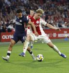 Amsterdam, 2 Mei 2026
Kompetitiewedstrijd AJAX-PSV, eindstand 2-2
Couhaib Drouech en Kasper Dolberg
