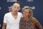 Amsterdam 28 juni 2026
Premiere the little big things in Carre . Dolf Jansen kwam met zijn vrouw 