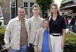 Laren 13 mei 2026
Imca Marina viert haar 85e verjaardag bij het bonte Paard in Laren . De zoon van Imca Marina Floris Oud kwam met zijn vrouw en kinderen 