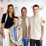 Laren 13 mei 2026
Imca Marina viert haar 85e verjaardag bij het bonte Paard in Laren . De zoon van Imca Marina Floris Oud kwam met zijn vrouw en kinderen 