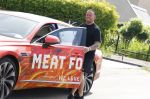Vinkeveen 23 mei 2026
Frank v Etten heeft een vleesbedrijf (meat for more) Op zijn bentley staat de naam van het bedrijf .