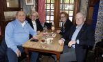 Laren 13 mei 2026
Imca Marina viert haar 85e verjaardag bij het bonte Paard in Laren .  Frits Barend met vrouw en Theo Gerritse met vrouw