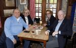 Laren 13 mei 2026
Imca Marina viert haar 85e verjaardag bij het bonte Paard in Laren .  Frits Barend met vrouw en Theo Gerritse met vrouw