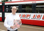 Amsterdam 27 mei 2026
3e deel van de boekenreeks 60 jaar Top 40 wordt feestelijk gelanceerd door bestickerde Top 40-tram met Erik de Zwart als trambestuurder. Natalie La Rose Erik de Zwart, Godfried Nevels en Jeroen Nieuwenhuize  zijn aanwezig 
