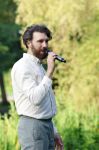 Amsterdam 29 mei 2026
Prins Maurits opent het golftournooi in het Vondelpark met een mooie afslag .