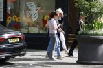 Amsterdam 29 mei 2026
Harry Mens en zijn jongste dochter Nour doen samen boodschappen in Amsterdam zuid.