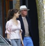 Amsterdam 29 mei 2026
Harry Mens en zijn jongste dochter Nour doen samen boodschappen in Amsterdam zuid.