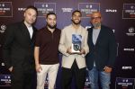 Maarssen 25 mei 2026
Ismael Saibari wordt gekozen tot beste speler van de nederlandse eredivie op het gala van ESPN in de Fabrique . Ismael met zijn management . Rechts Ali Dursun 