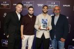 Maarssen 25 mei 2026
Ismael Saibari wordt gekozen tot beste speler van de nederlandse eredivie op het gala van ESPN in de Fabrique . Ismael met zijn management . Rechts Ali Dursun 