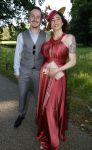Breukelen 22 juni 2026
Nationale haringparty op Neyenrode . Jessica Chang Sing Pang kwam met haar zoon 