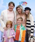 Amsterdam 31 mei 2026
Premiere Rutger Thomas en Paco 2 in Pathe Arena . Johnny de Mol kwam met zijn vrouw Anouk de Mol en hun kinderen Johnny jr Fender en Kiki 