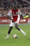 Amsterdam, 2 Mei 2026
Kompetitiewedstrijd AJAX-PSV, eindstand 2-2
Jorthy Mokio