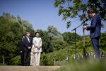 AMSTELVEEN  19 Juni 2026Keizer Nahurito, keizerin Masako van Japan tijdens een boomplant ceremonie in het Japanse Bloesempark tijdens de derde dag van het Japanse staatsbezoek aan Nederland.