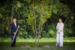AMSTELVEEN  19 Juni 2026Keizer Nahurito, keizerin Masako van Japan tijdens een boomplant ceremonie in het Japanse Bloesempark tijdens de derde dag van het Japanse staatsbezoek aan Nederland.