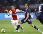 Amsterdam, 2 Mei 2026
Kompetitiewedstrijd AJAX-PSV, eindstand 2-2
Kiliann Sildillia