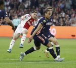 Amsterdam, 2 Mei 2026
Kompetitiewedstrijd AJAX-PSV, eindstand 2-2
Kiliann Sildillia
