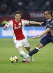 Amsterdam, 2 Mei 2026
Kompetitiewedstrijd AJAX-PSV, eindstand 2-2
Ko Itakura met Kiliann Sildillia