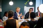 Amsterdam 9 juni 2026
Op uitnodiging van Zijne Majesteit de Koning - Koning Willem Alexander en Koningin Maxima brengt de bondspresident van Duitsland, Frank-Walter Steinmeier, een staatsbezoek aan Nederland. Hij wordt hierbij vergezeld door zijn echtgenote Elke BÃ¼denbender.