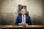 Den Haag 30 juni 2026
Koning Willem Alexander Koningin Maxima en prinses Amalia bij afscheid van Thom de Graaf in raad v State .