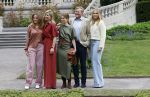 Den Haag 21 mei 2026
Fotouurtje met de koninklijke familie in de Hollandse tuin van Park Clingendael . Aanwezig Koning Willem Alexander Koningin Maxima Prinses Amalia Prinses Alexia en Prinses Ariane . 