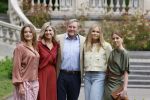 Den Haag 21 mei 2026
Fotouurtje met de koninklijke familie in de Hollandse tuin van Park Clingendael . Aanwezig Koning Willem Alexander Koningin Maxima Prinses Amalia Prinses Alexia en Prinses Ariane . 