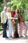 Den Haag 21 mei 2026
Fotouurtje met de koninklijke familie in de Hollandse tuin van Park Clingendael . Aanwezig Koning Willem Alexander Koningin Maxima Prinses Amalia Prinses Alexia en Prinses Ariane . 