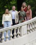 Den Haag 21 mei 2026
Fotouurtje met de koninklijke familie in de Hollandse tuin van Park Clingendael . Aanwezig Koning Willem Alexander Koningin Maxima Prinses Amalia Prinses Alexia en Prinses Ariane . 