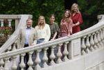 Den Haag 21 mei 2026
Fotouurtje met de koninklijke familie in de Hollandse tuin van Park Clingendael . Aanwezig Koning Willem Alexander Koningin Maxima Prinses Amalia Prinses Alexia en Prinses Ariane . 