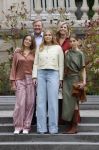 Den Haag 21 mei 2026
Fotouurtje met de koninklijke familie in de Hollandse tuin van Park Clingendael . Aanwezig Koning Willem Alexander Koningin Maxima Prinses Amalia Prinses Alexia en Prinses Ariane . 