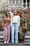 Den Haag 21 mei 2026
Fotouurtje met de koninklijke familie in de Hollandse tuin van Park Clingendael . Aanwezig Koning Willem Alexander Koningin Maxima Prinses Amalia Prinses Alexia en Prinses Ariane . 